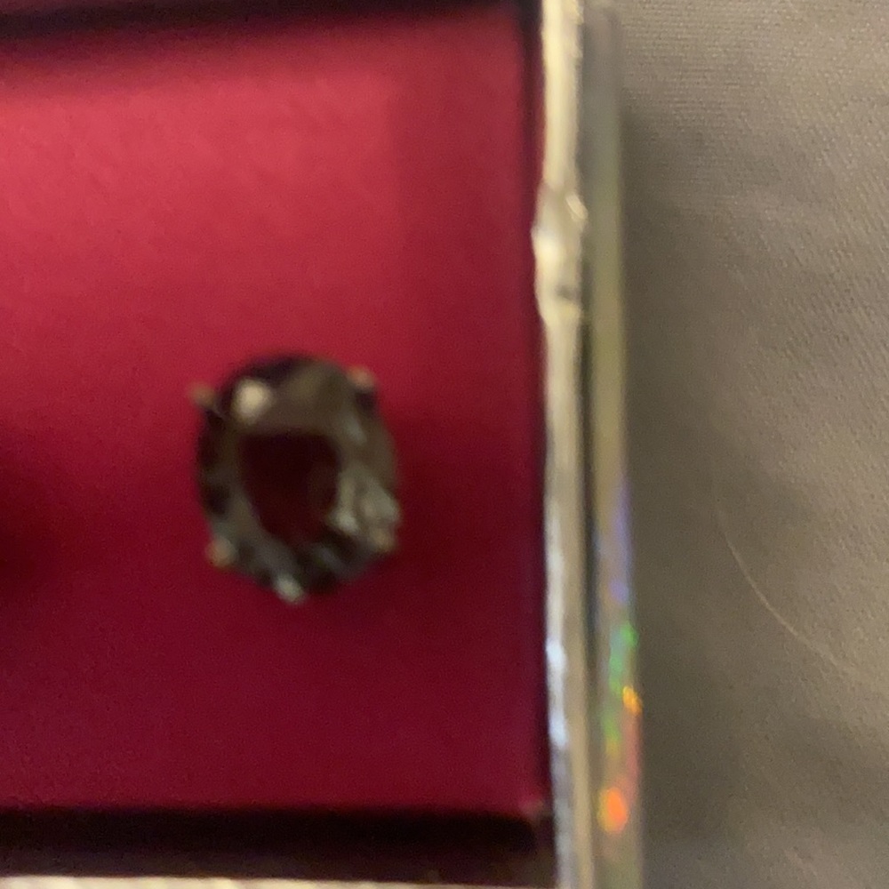 Earring - Picture 2 of 2